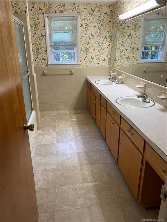 4067 Section House Road Hickory, NC 28601 - Photo 17 of 37 Gallery Image 17