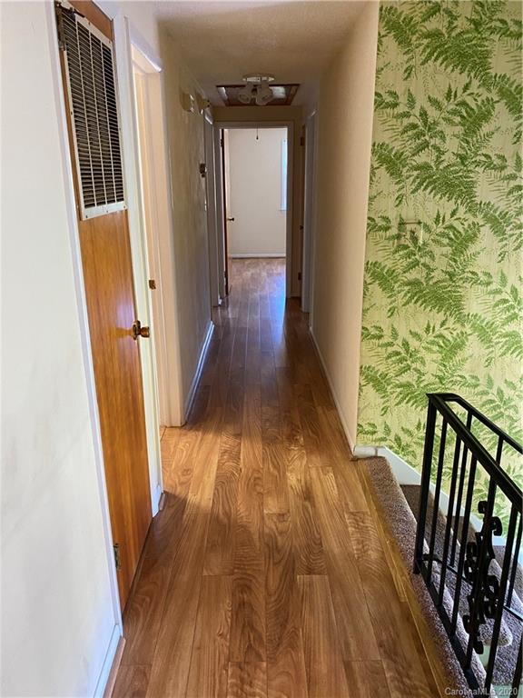4067 Section House Road Hickory, NC 28601 - Photo 8 of 37 Gallery Image 8