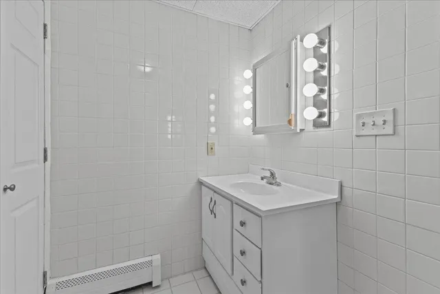 $249,900 | 100 Kennedy Drive, Unit 29, South Burlington, VT 05403