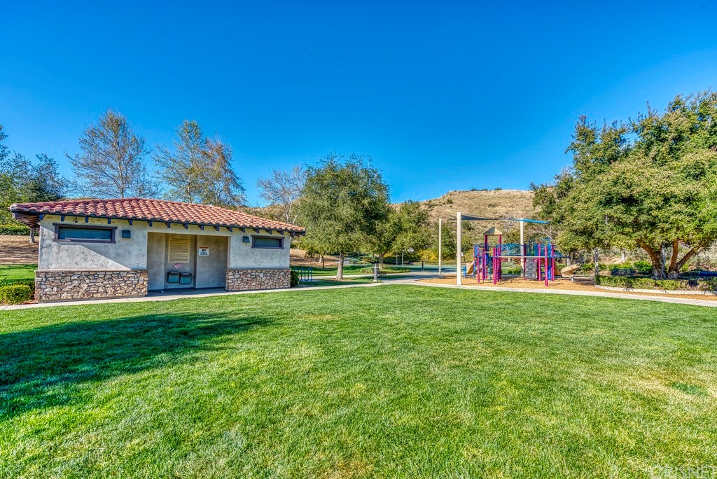 29021 Mirada Circulo Valencia, CA 91354 - Photo 51 of 57