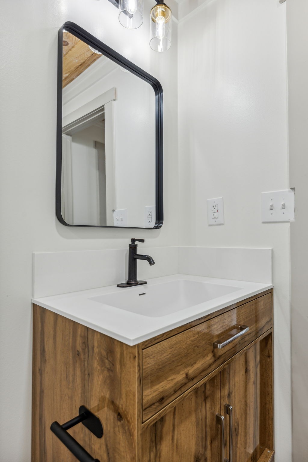 111 Riverside Drive Centerville, TN 37033 - Photo 20 of 27 Gallery Image 20