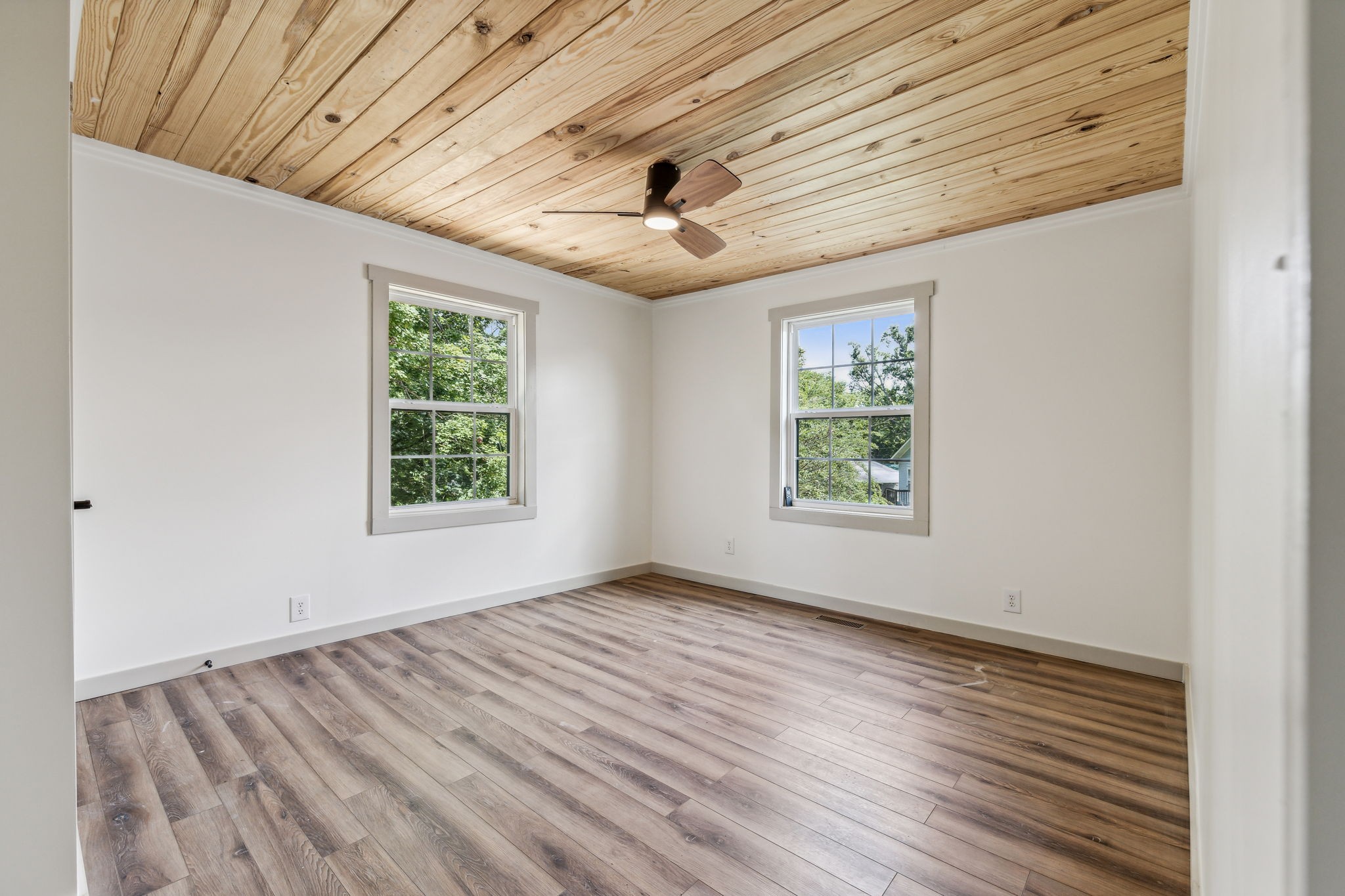 111 Riverside Drive Centerville, TN 37033 - Photo 21 of 27 Gallery Image 21