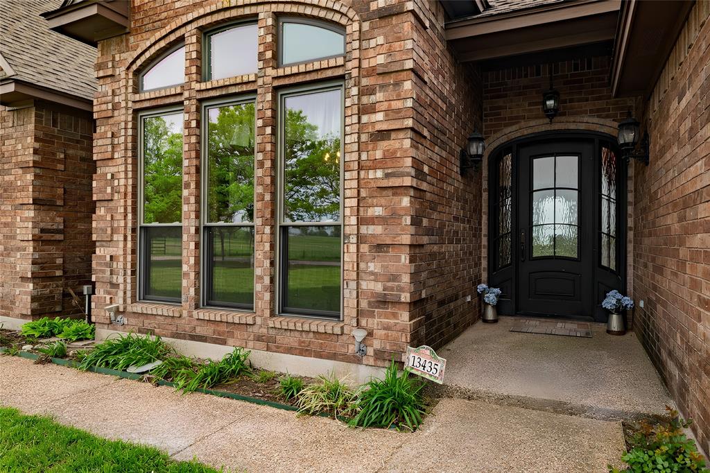 13435 Jackson Road Ponder, TX 76259 - Photo 6 of 40
