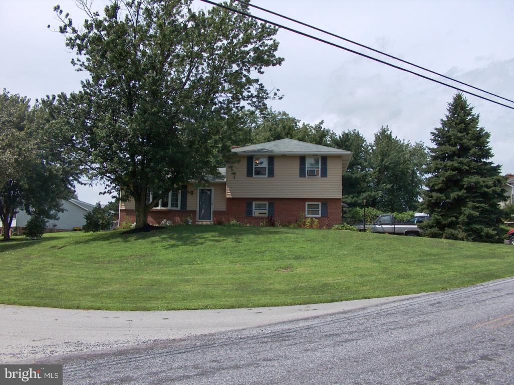 3406 Bossler Road Elizabethtown, PA 17022 - Photo 1 of 18 Gallery Image 1