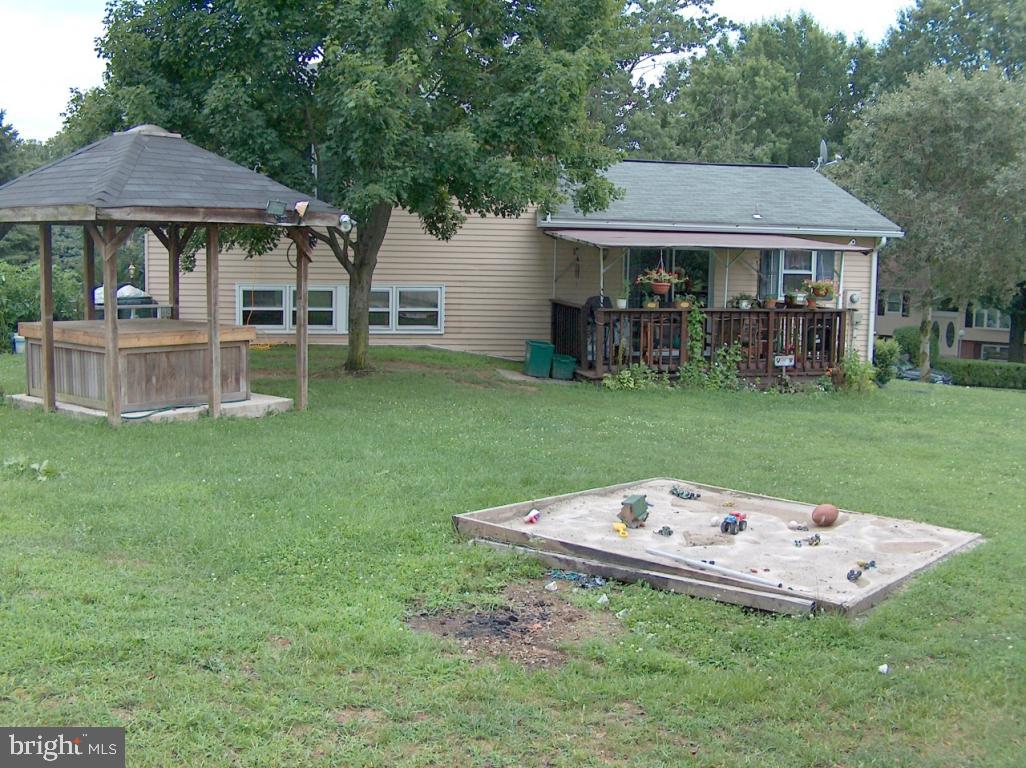 3406 Bossler Road Elizabethtown, PA 17022 - Photo 15 of 18 Gallery Image 15