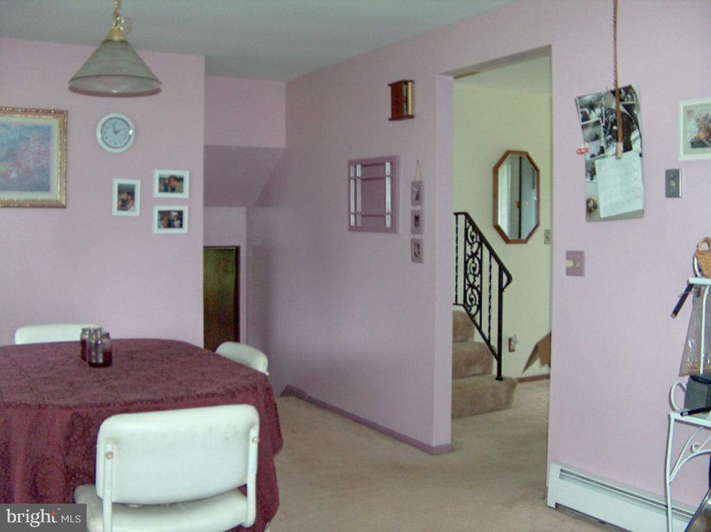 3406 Bossler Road Elizabethtown, PA 17022 - Photo 3 of 18 Gallery Image 3