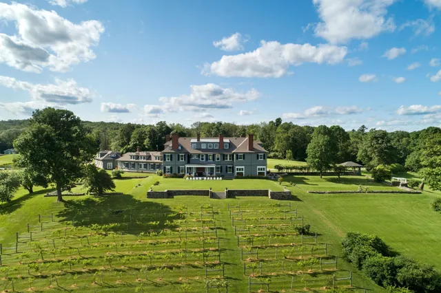 $9,999,000 | 4 Windmill Hill Road, Dublin, NH 03444