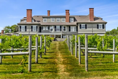 $9,999,000 | 4 Windmill Hill Road, Dublin, NH 03444