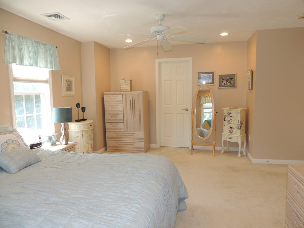 29 Brewster Road, Unit 29 Stoughton, MA 02072 - Photo 11 of 25 Gallery Image 11