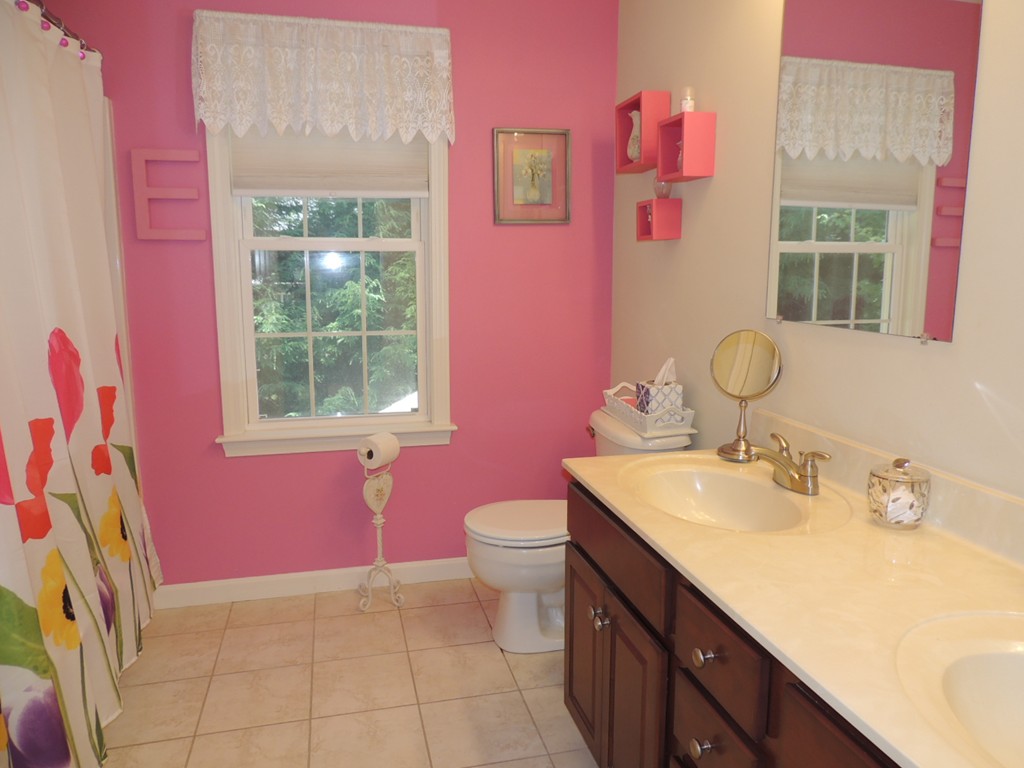 29 Brewster Road, Unit 29 Stoughton, MA 02072 - Photo 14 of 25 Gallery Image 14