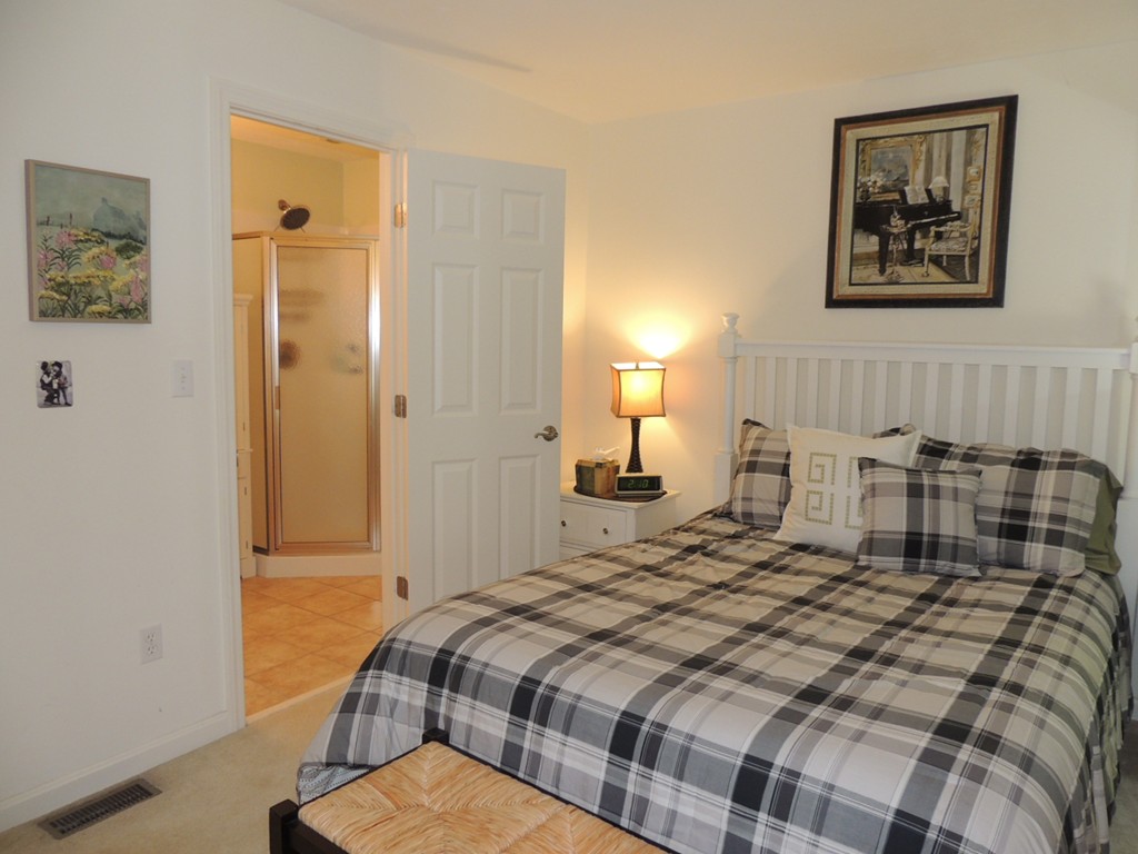 29 Brewster Road, Unit 29 Stoughton, MA 02072 - Photo 8 of 25 Gallery Image 8