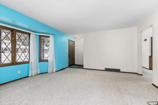 $375,000 | 1619 Sentinal Street Southwest, Wyoming, MI 49519