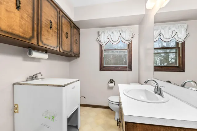 $380,000 | 1619 Sentinal Street Southwest, Wyoming, MI 49519