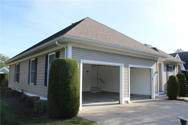 $3,100 | 5 Kristin Court, Coventry, RI 02816