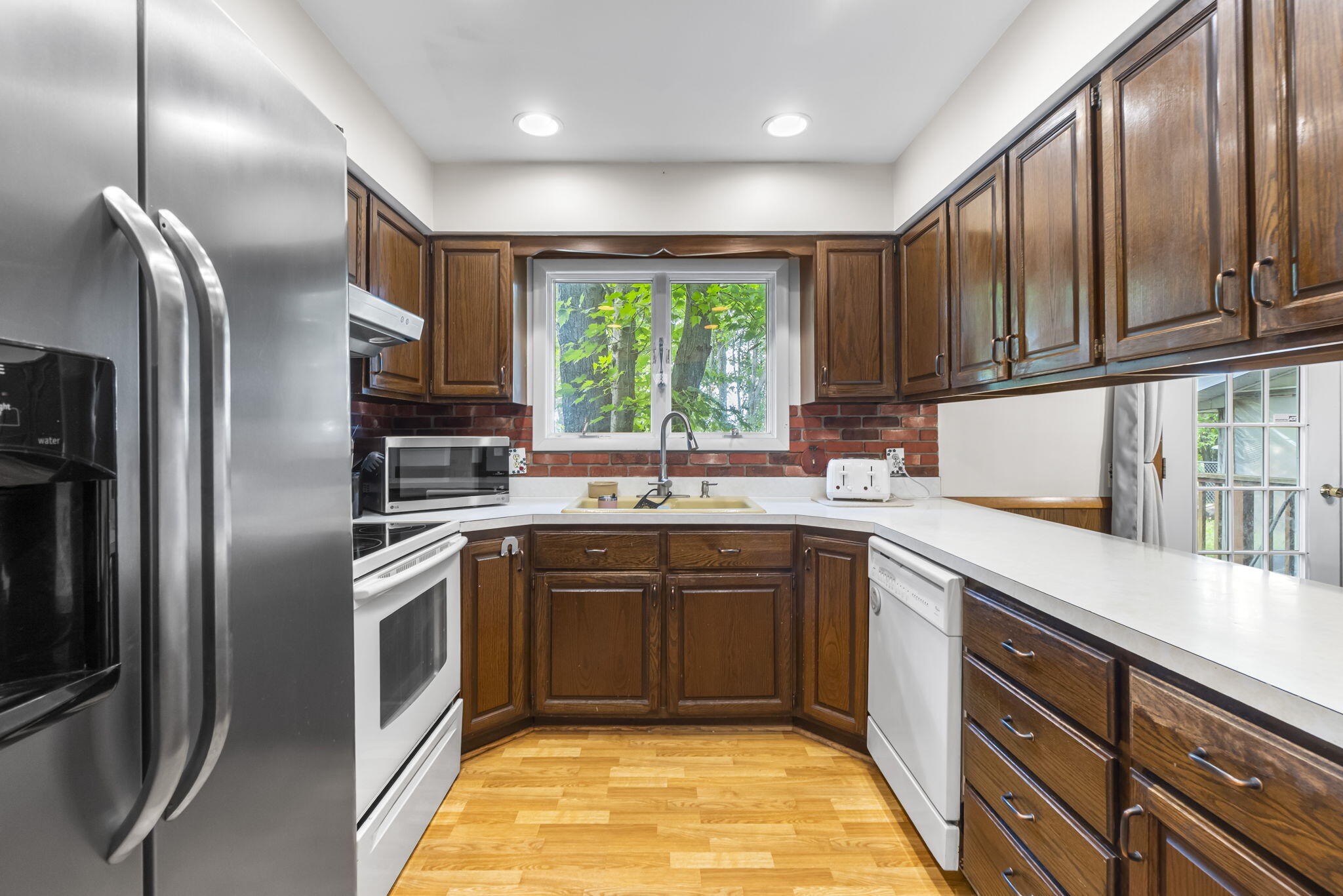 1618 Center Street Cheboygan, MI 49721 - Photo 11 of 47 Kitchen