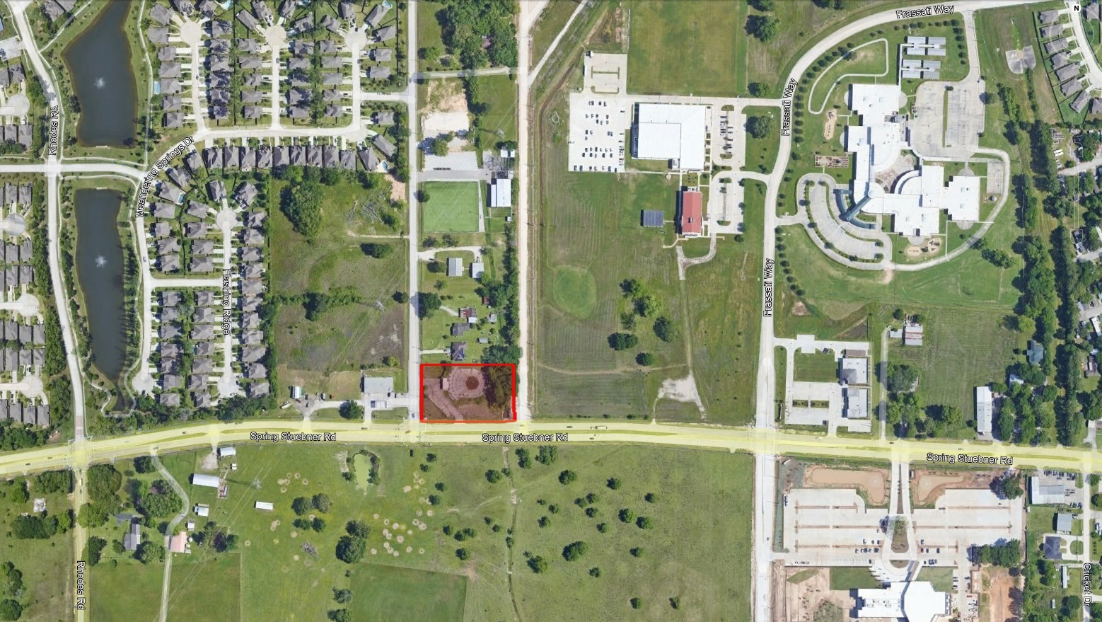 a view of entrance gate of a building