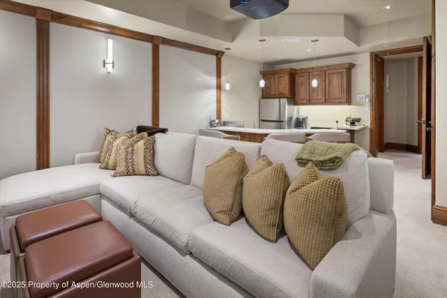 $19,500,000 | 1926 Faraway Road, Snowmass Village, CO 81615