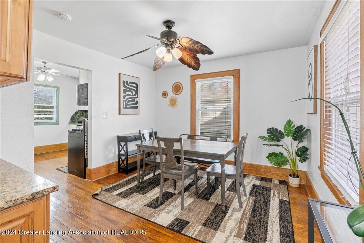 733 Bretton Road Lansing, MI 48917 - Photo 12 of 39 13-Media Jett - 21