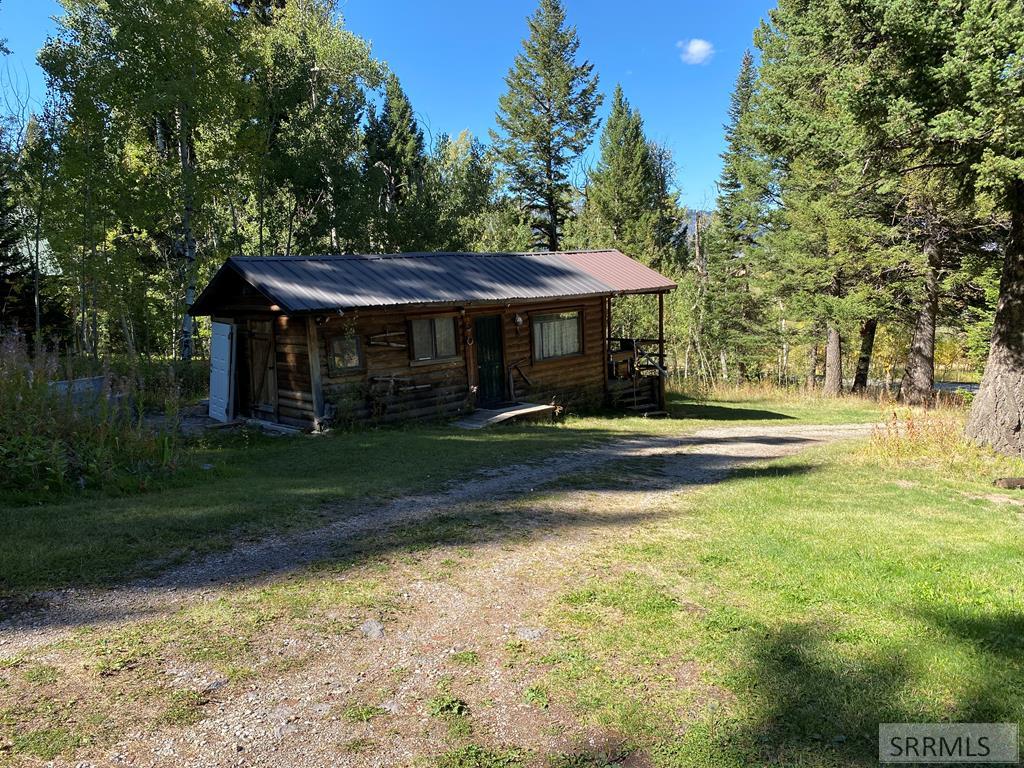 3616 Red Rock Road Island Park, ID 83429 - Photo 12 of 45