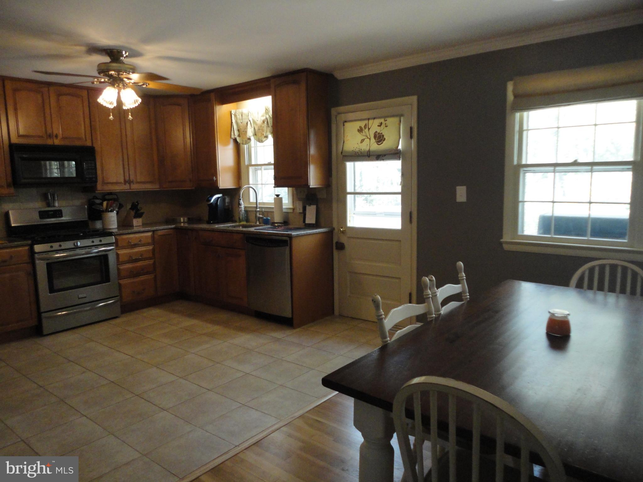 102 Bosun Road Arnold, MD 21012 - Photo 12 of 28 Gallery Image 12