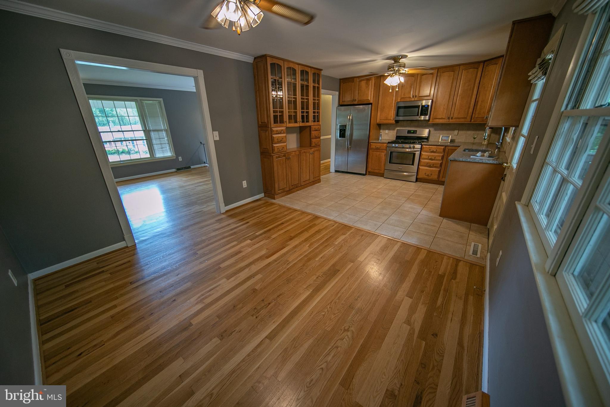 102 Bosun Road Arnold, MD 21012 - Photo 5 of 28 Gallery Image 5