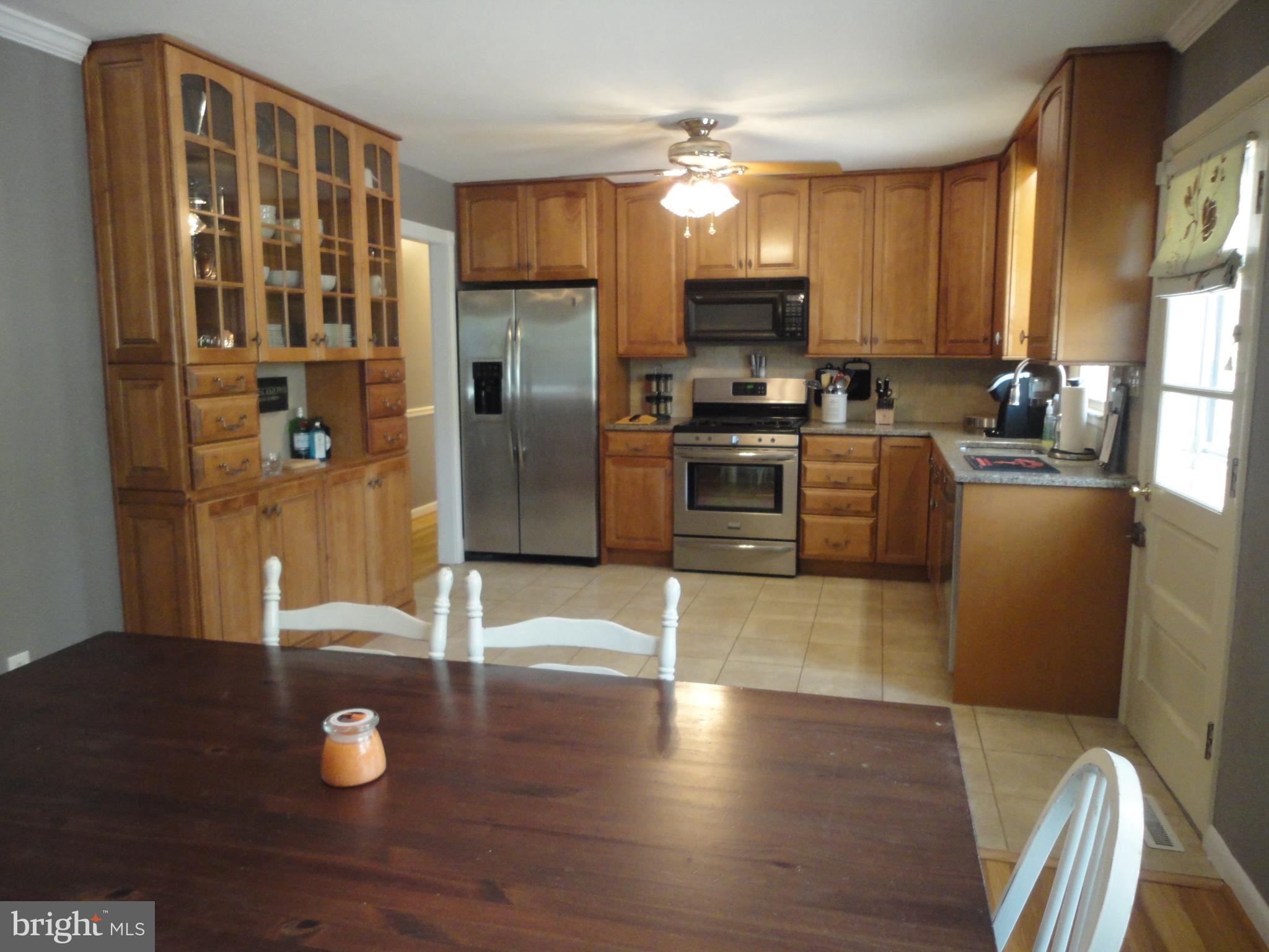 102 Bosun Road Arnold, MD 21012 - Photo 6 of 28 Gallery Image 6