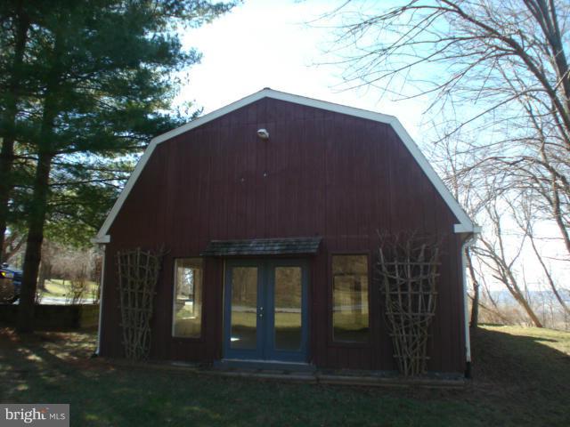 8024 Ridge Road Frederick, MD 21702 - Photo 3 of 20 Exterior (General)