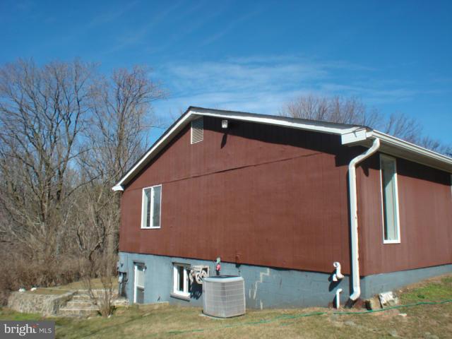8024 Ridge Road Frederick, MD 21702 - Photo 4 of 20 Exterior (General)