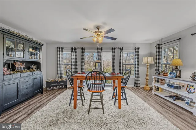 $299,900 | 43 Scarboro Drive, Bunker Hill, WV 25413