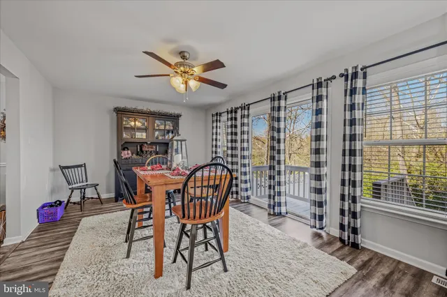 $299,900 | 43 Scarboro Drive, Bunker Hill, WV 25413