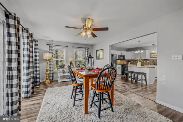 $299,900 | 43 Scarboro Drive, Bunker Hill, WV 25413