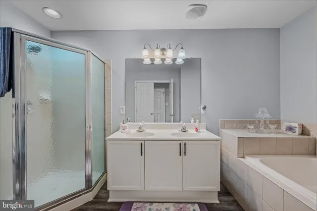 $299,900 | 43 Scarboro Drive, Bunker Hill, WV 25413