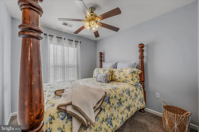 $299,900 | 43 Scarboro Drive, Bunker Hill, WV 25413