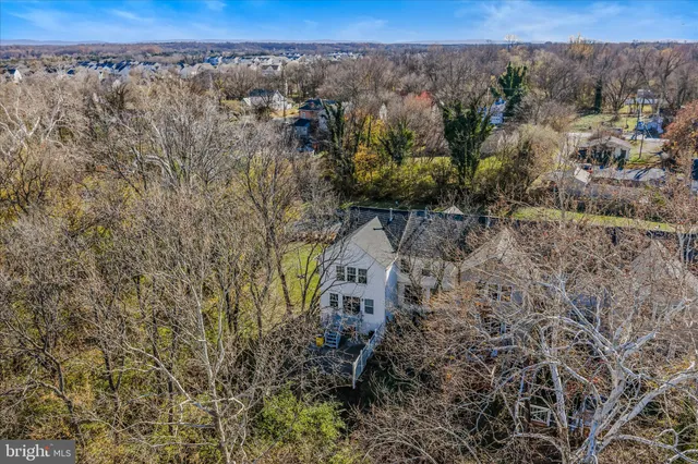 $299,900 | 43 Scarboro Drive, Bunker Hill, WV 25413