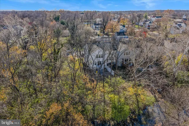 $299,900 | 43 Scarboro Drive, Bunker Hill, WV 25413