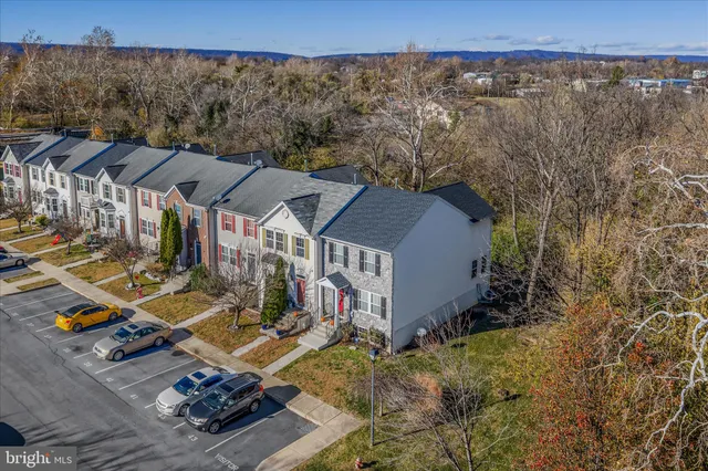 $299,900 | 43 Scarboro Drive, Bunker Hill, WV 25413