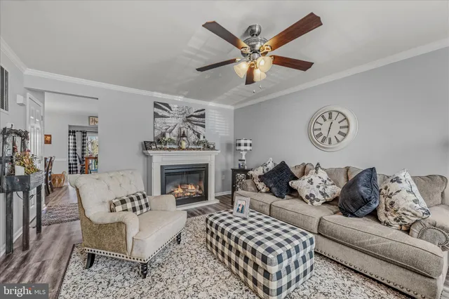 $299,900 | 43 Scarboro Drive, Bunker Hill, WV 25413