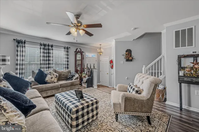 $299,900 | 43 Scarboro Drive, Bunker Hill, WV 25413