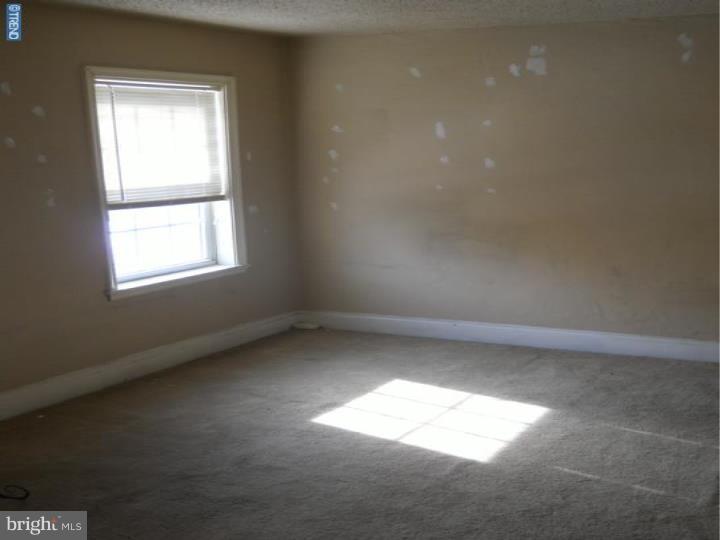 1057 Collings Road Camden, NJ 08104 - Photo 8 of 12