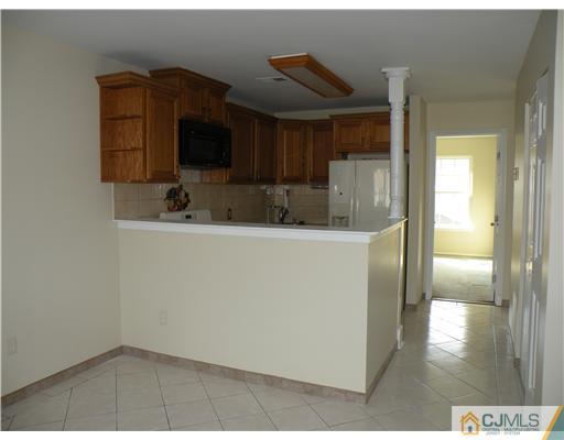355 Lunar Road Piscataway, NJ 08854 - Photo 5 of 10 Gallery Image 5