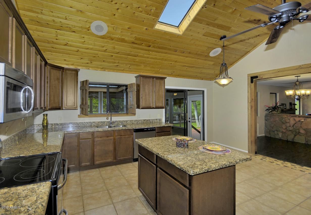 3440 East Rimrock Drive Rimrock, AZ 86335 - Photo 5 of 30 Island & Kitchen