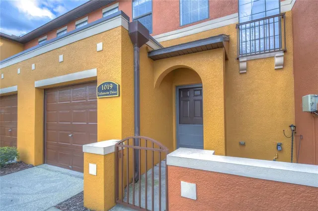 $1,975 | 1019 Tullamore Drive, Wesley Chapel, FL 33543