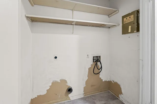 $117,000 | 4040 Graham Oaks Court, Unit 21, Memphis, TN 38122