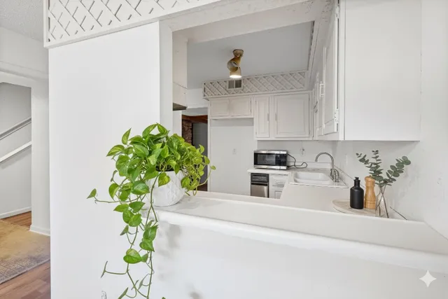 $117,000 | 4040 Graham Oaks Court, Unit 21, Memphis, TN 38122