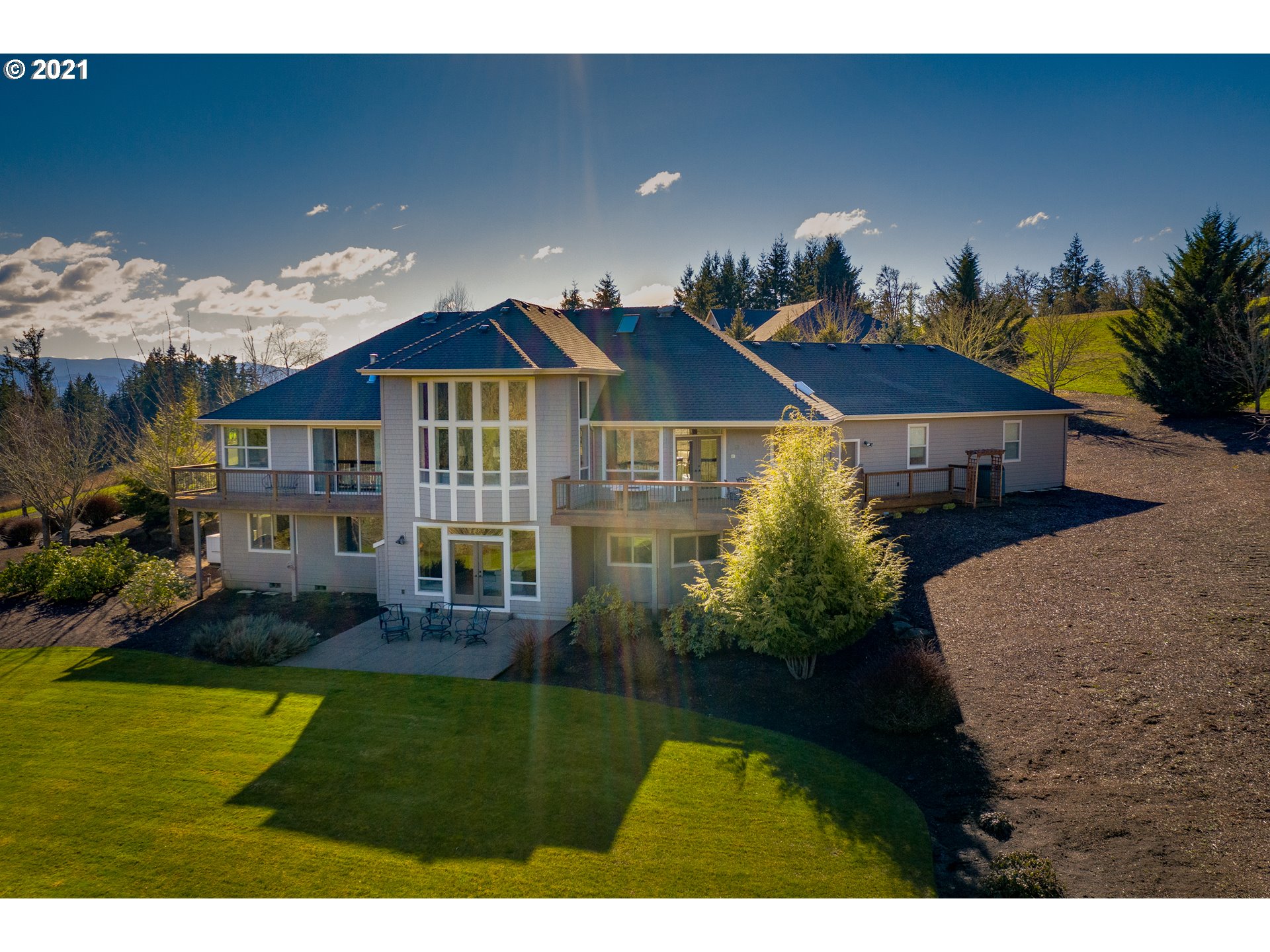 37001 Wallace Creek Road Springfield, OR 97478 - Photo 1 of 31 a front view of a house with a yard