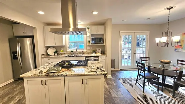 $2,700 | 2343 Hunting Valley Drive, Decatur, GA 30033