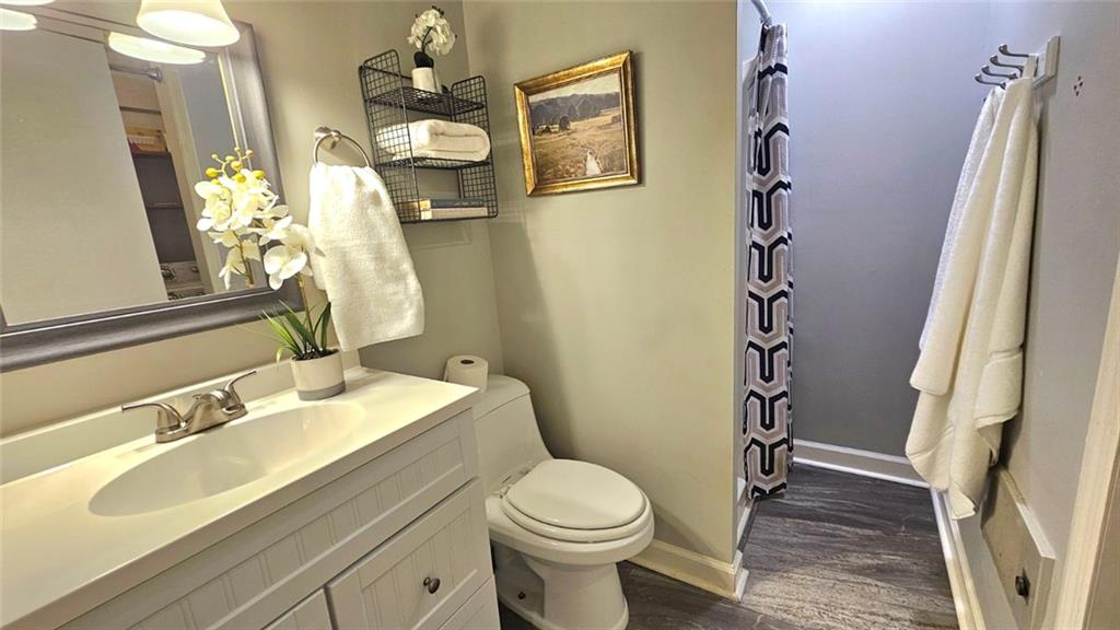 2343 Hunting Valley Drive Decatur, GA 30033 - Photo 17 of 22