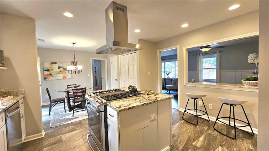 2343 Hunting Valley Drive Decatur, GA 30033 - Photo 3 of 22