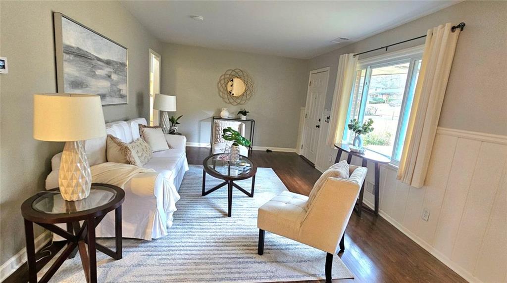 2343 Hunting Valley Drive Decatur, GA 30033 - Photo 6 of 22