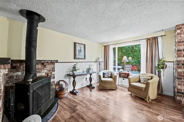 $849,000 | 8204 42nd Street West, University Place, WA 98466